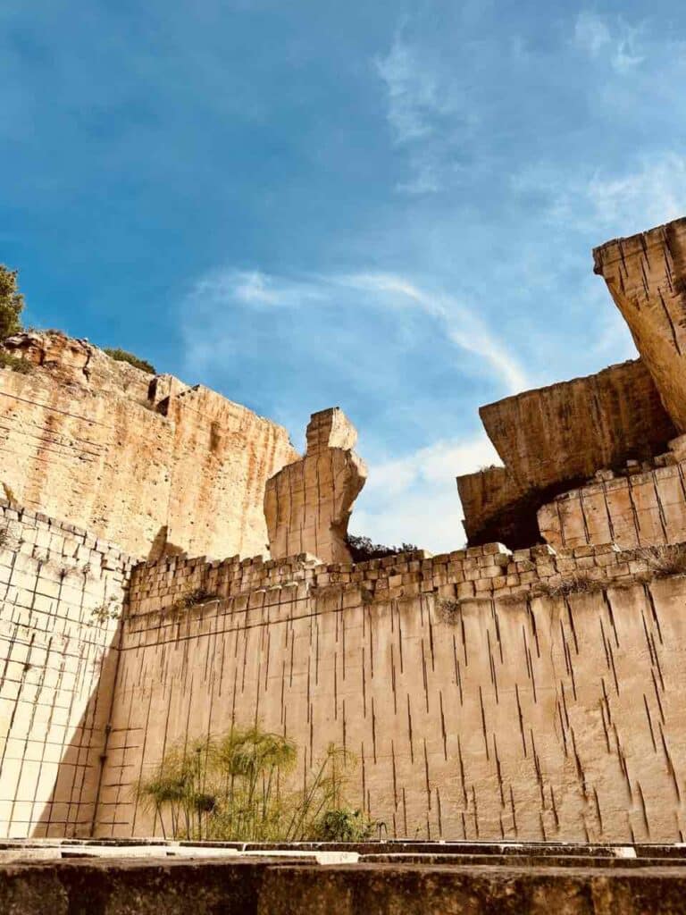 totem lithica minorque