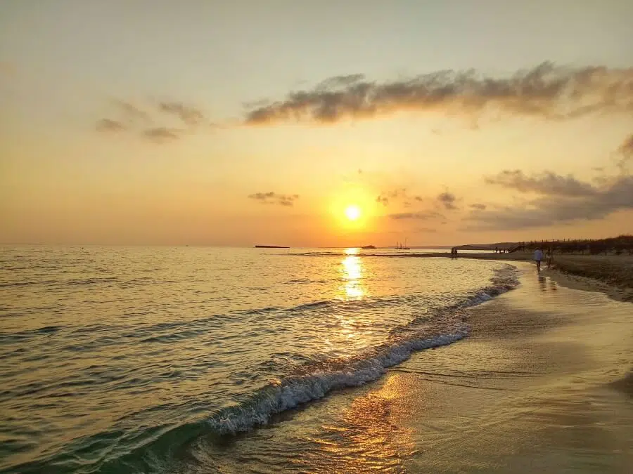 Sunset | Touristes Fêtards : Où Sortir à Minorque? | Que Faire à Minorque