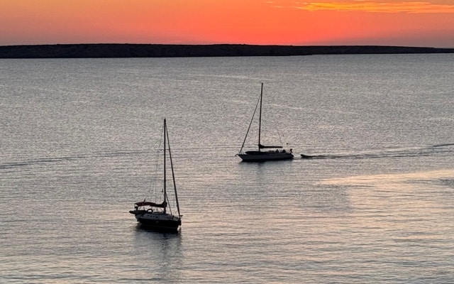 Coucher De Soleil Voilier