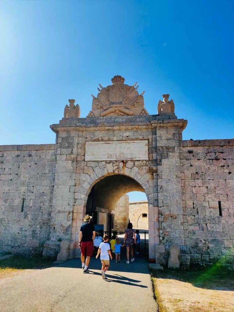 forteresse la mola isabel 2 mahon