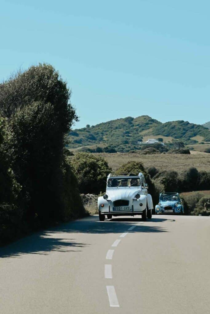 tour 2 cv